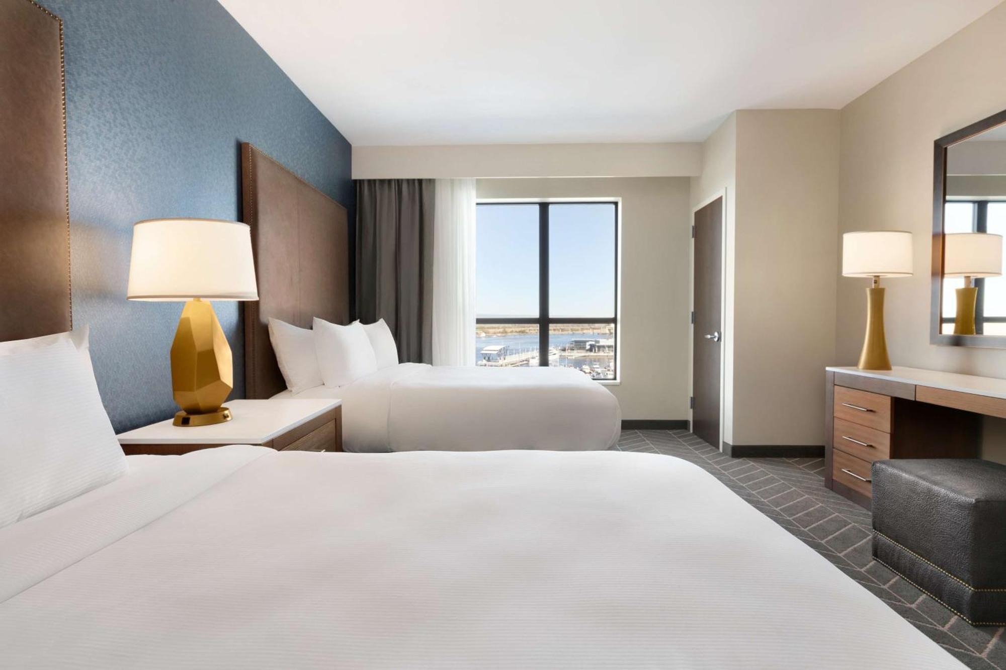 Embassy Suites By Hilton Wilmington Riverfront Dış mekan fotoğraf