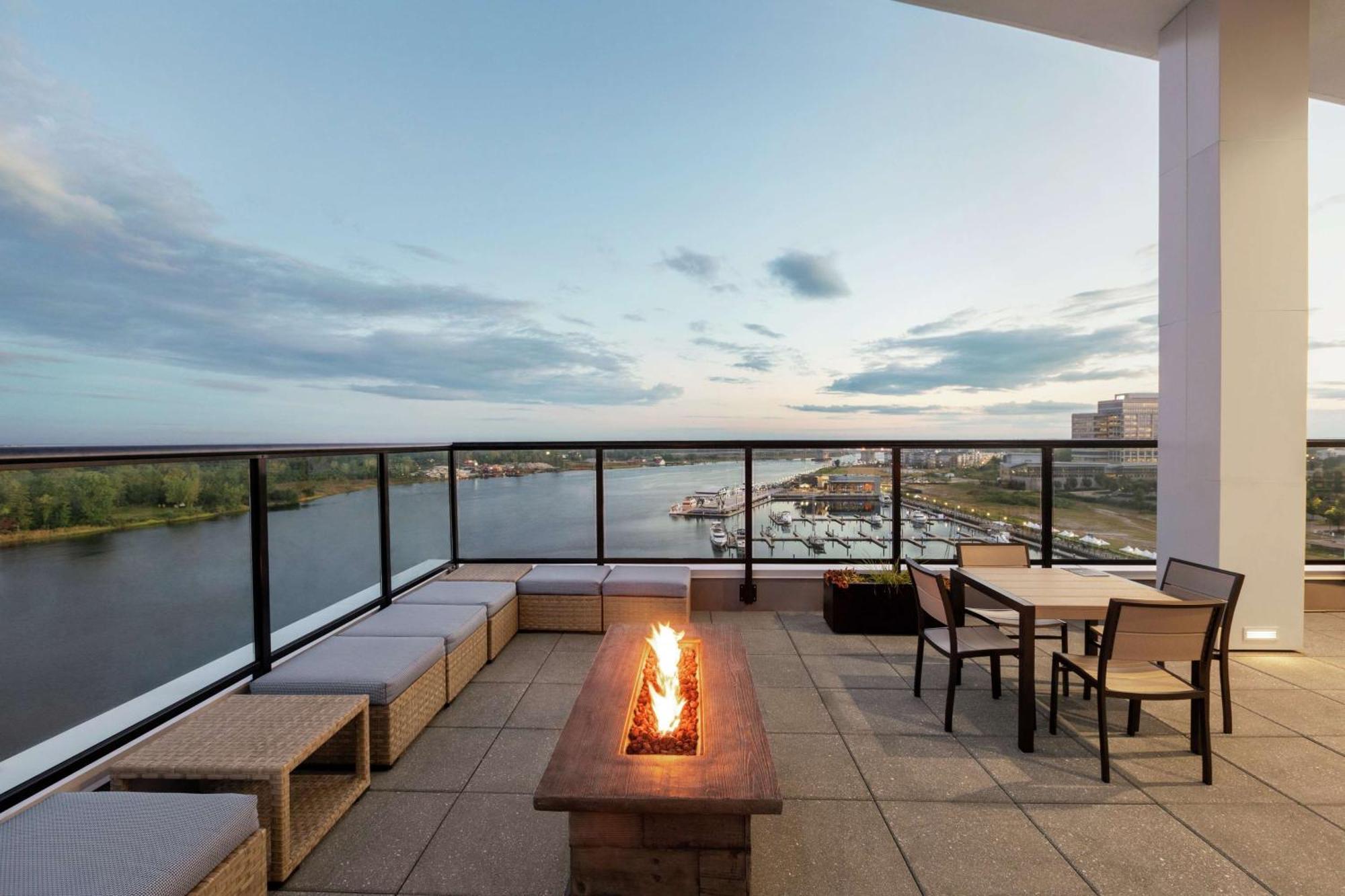 Embassy Suites By Hilton Wilmington Riverfront Dış mekan fotoğraf