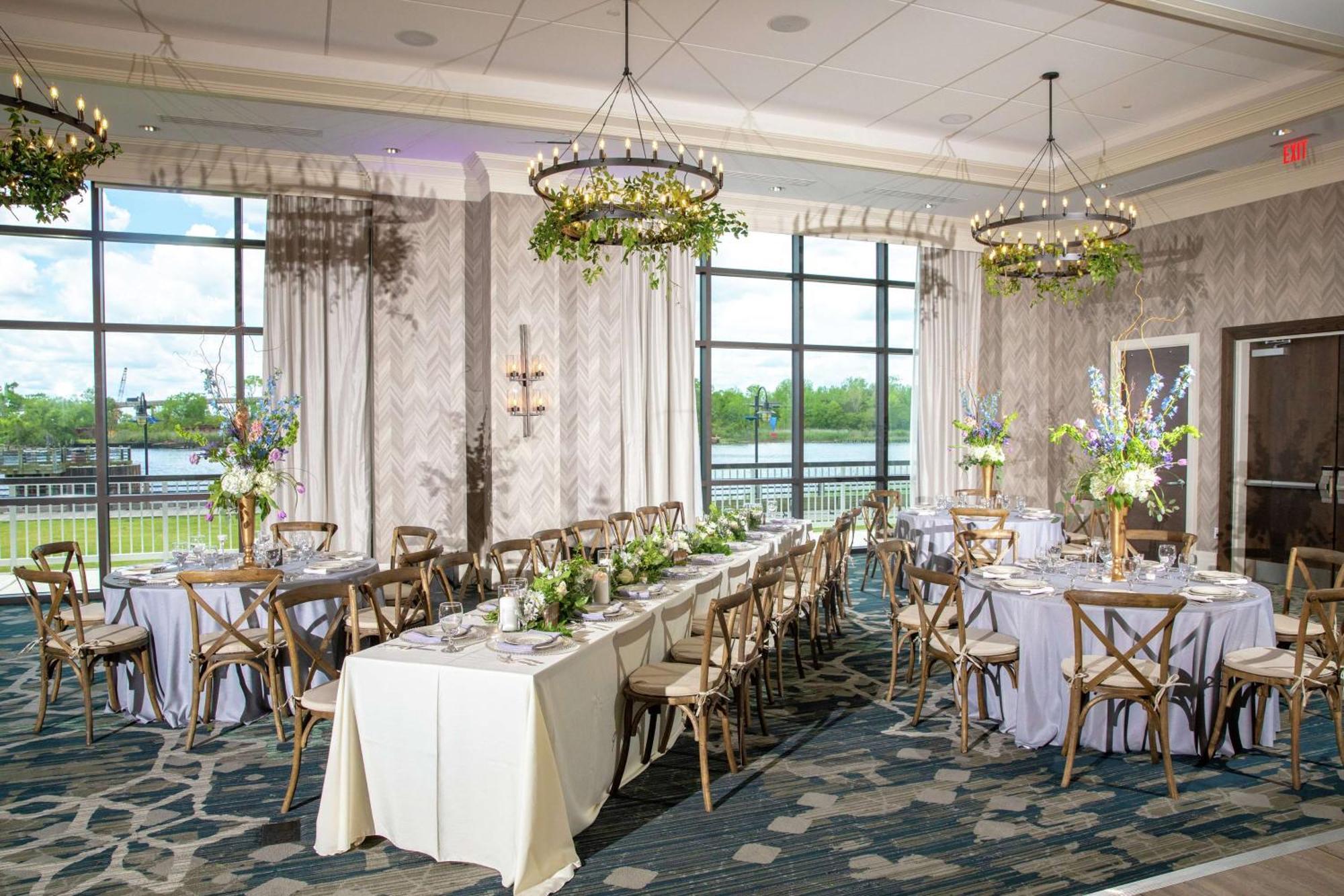 Embassy Suites By Hilton Wilmington Riverfront Dış mekan fotoğraf